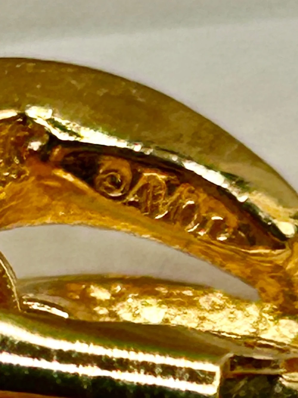Vintage Avon Polished Gold-Plated Ribbon Knot Clip-On Earrings - Picture 2 of 10